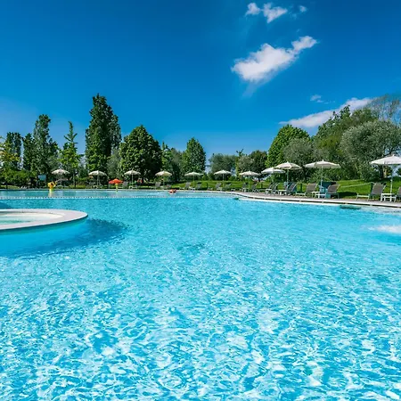 Apart Otel Eden 3*
