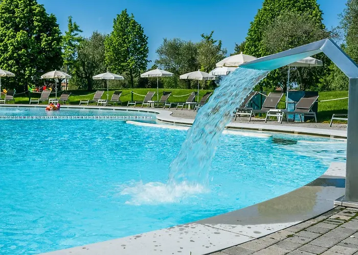 Eden 3* Πεσκιέρα ντελ Γκάρντα