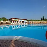 ريزيدنس إيدين