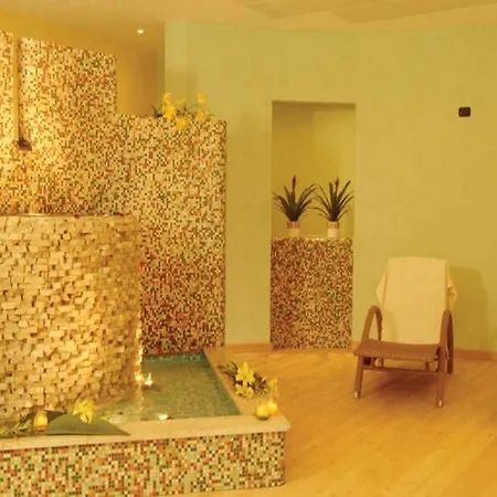 Eden Aparthotel
