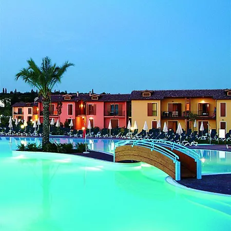 Eden Aparthotel 3*
