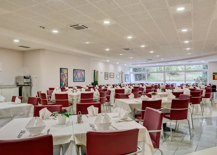 Hotel apartamentowy Eden